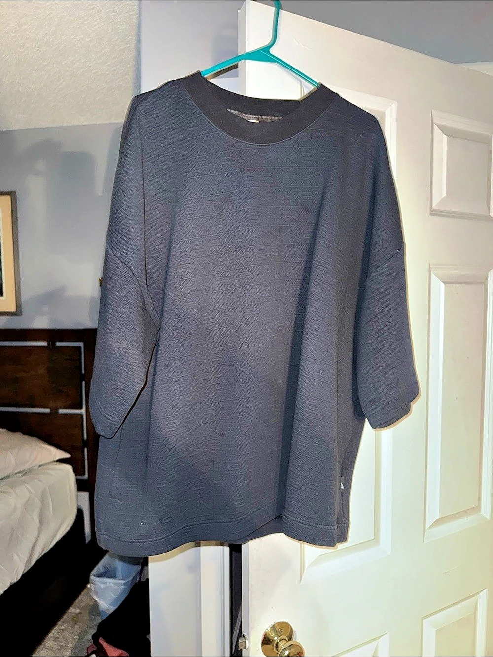Nike Sportswear Tech Fleece Re-Imagined Oversized Short-Sleeve Sweatshirt